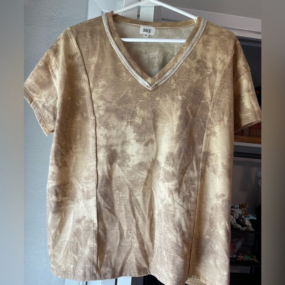 BKE Buckle t shirt - Picture 2 of 6